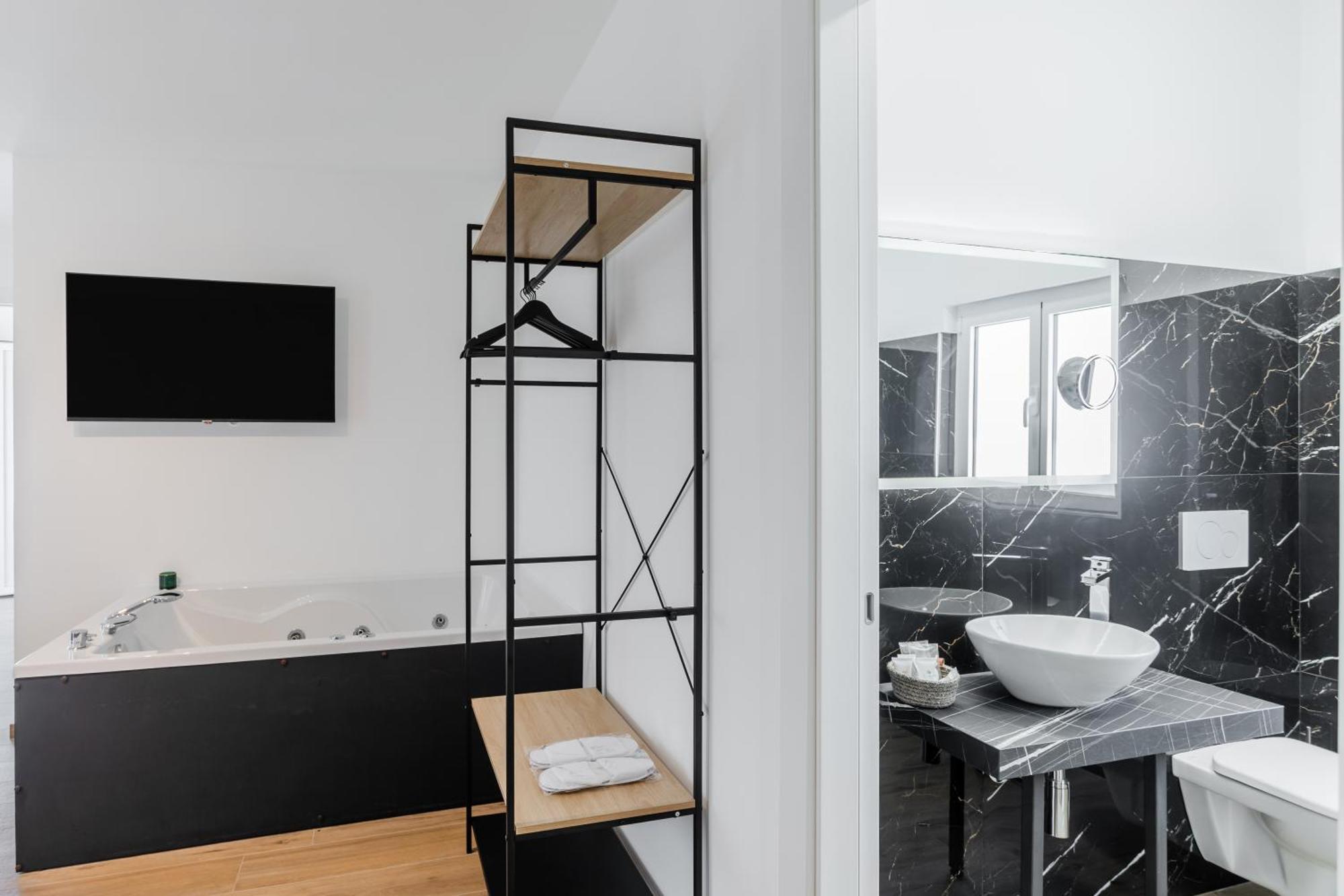 Pietramare Luxury Suites 巴里 外观 照片