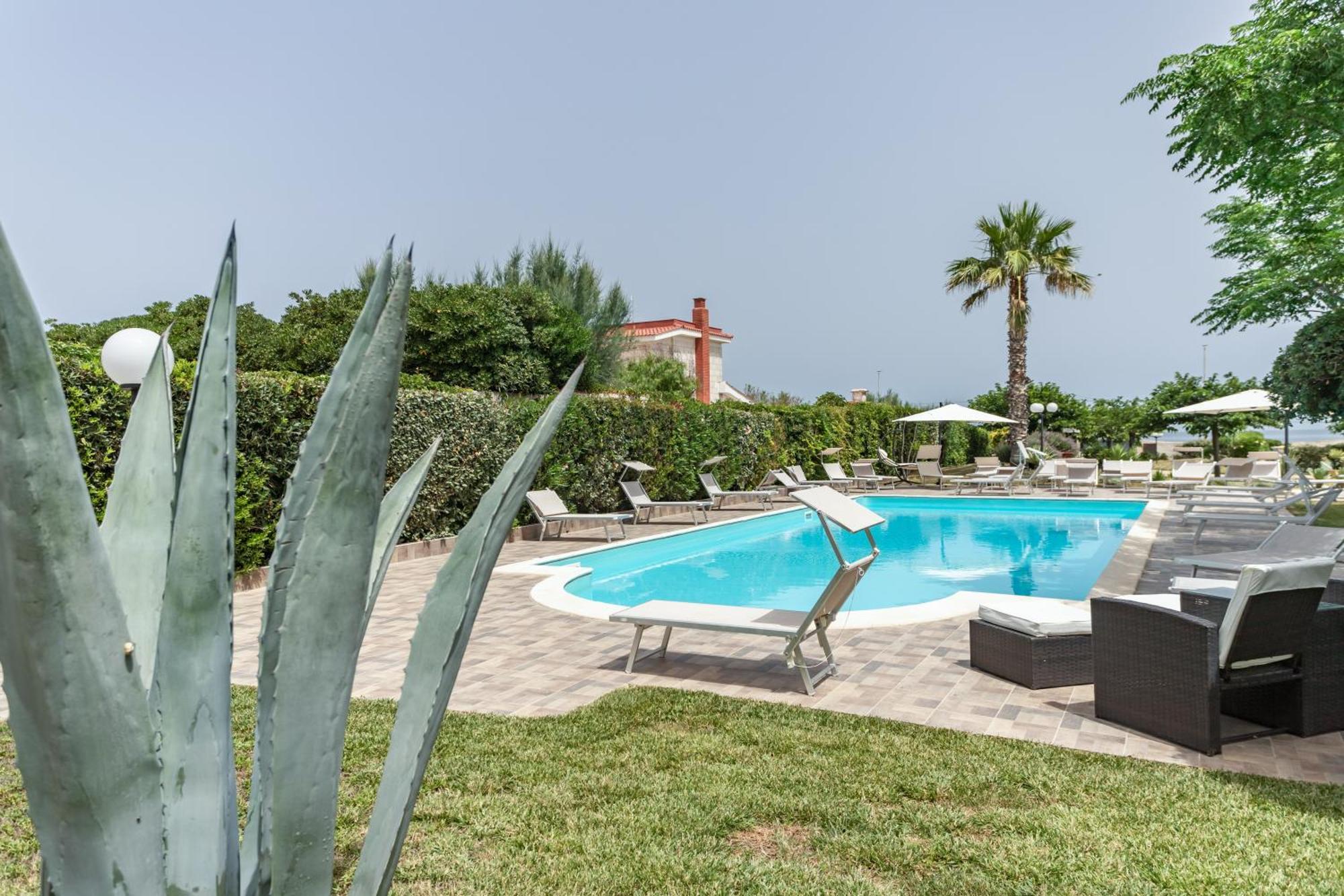 Pietramare Luxury Suites 巴里 外观 照片