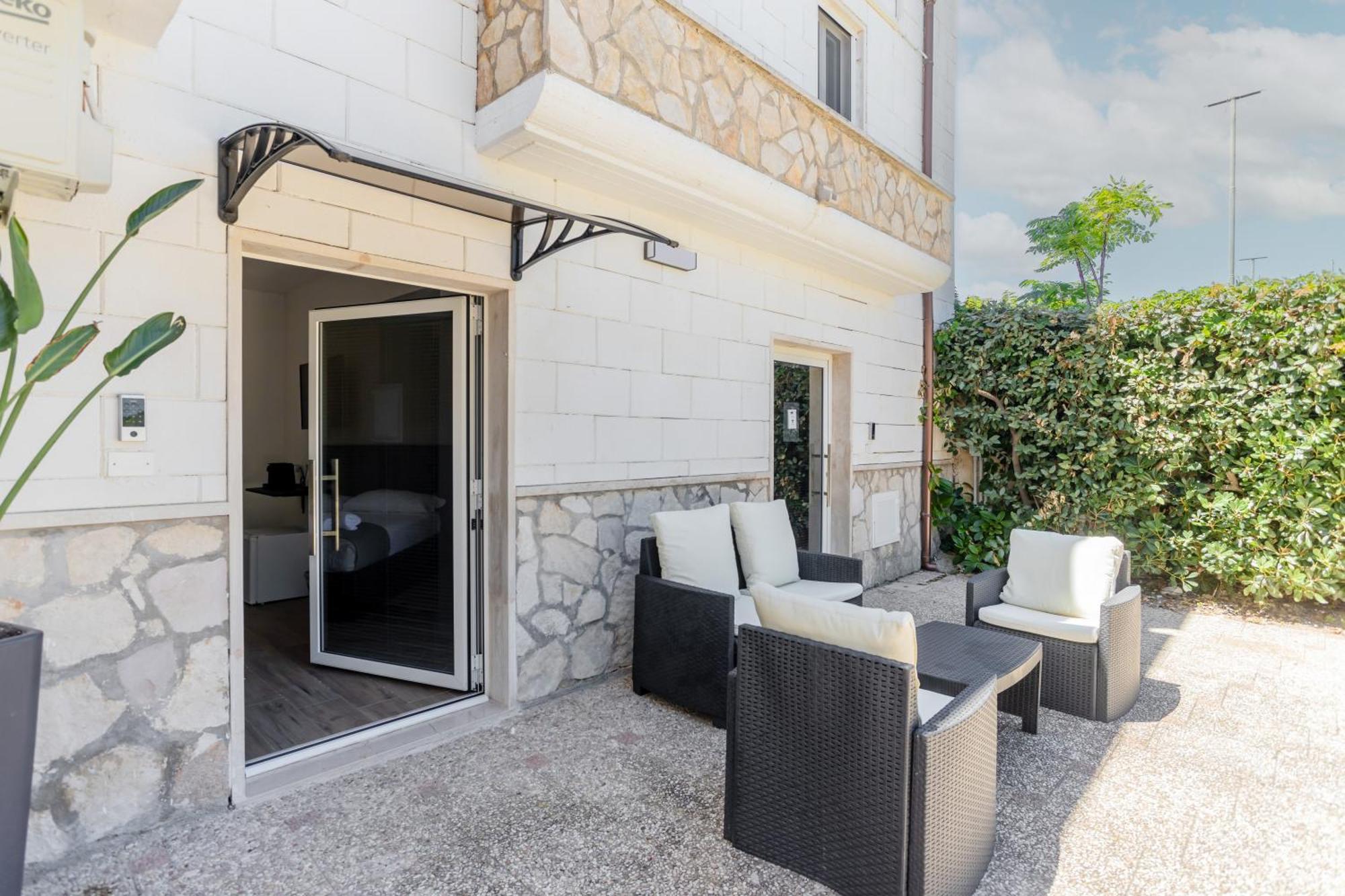 Pietramare Luxury Suites 巴里 外观 照片